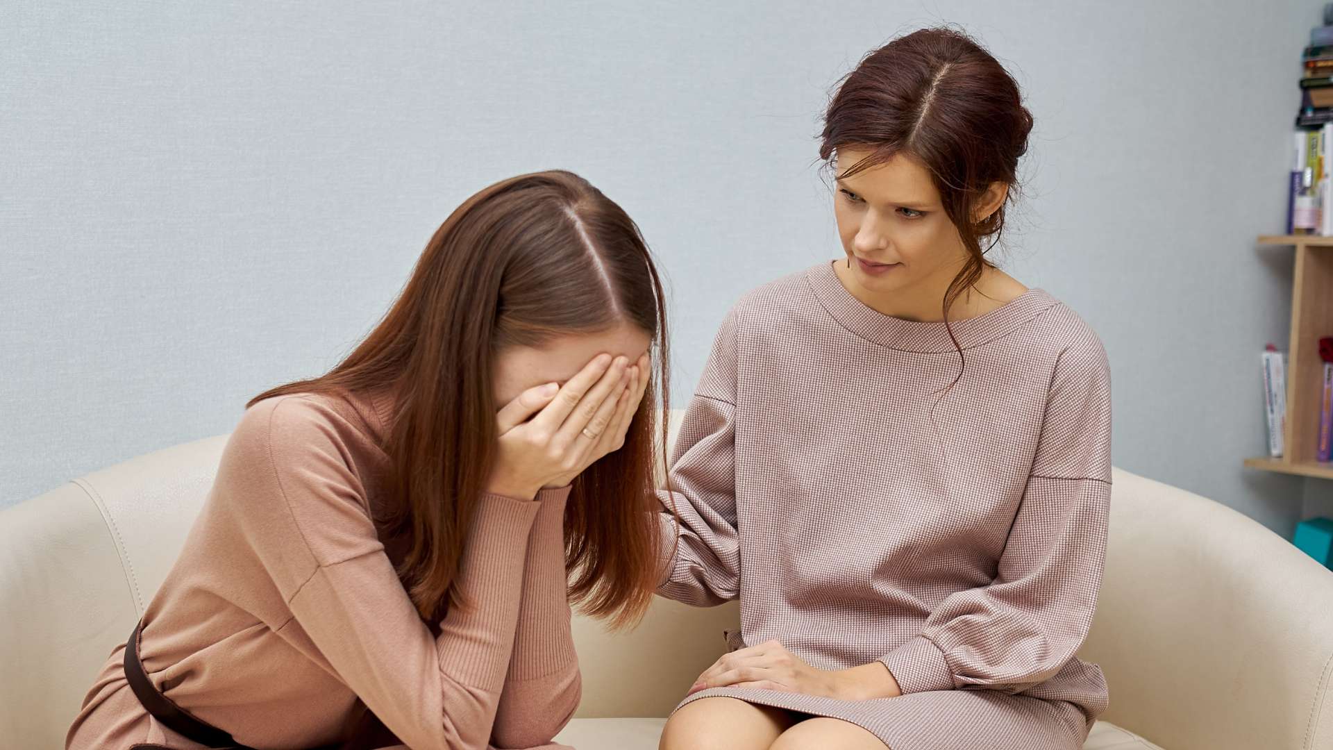 Depression Treatment at Virtue At The Pointe Oregon Sad Woman in Therapy